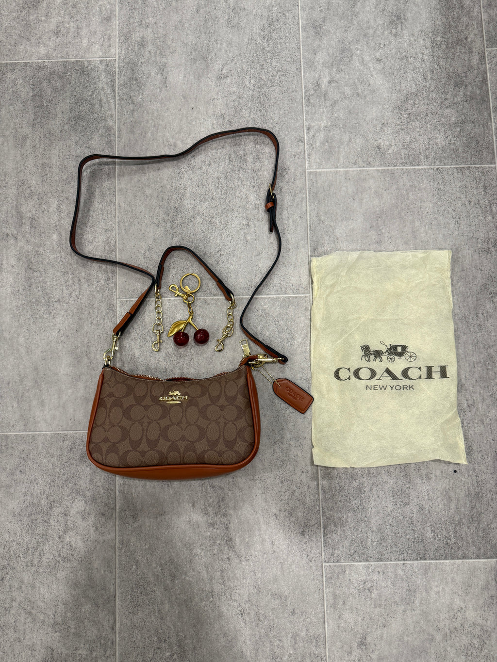 Brown C purse