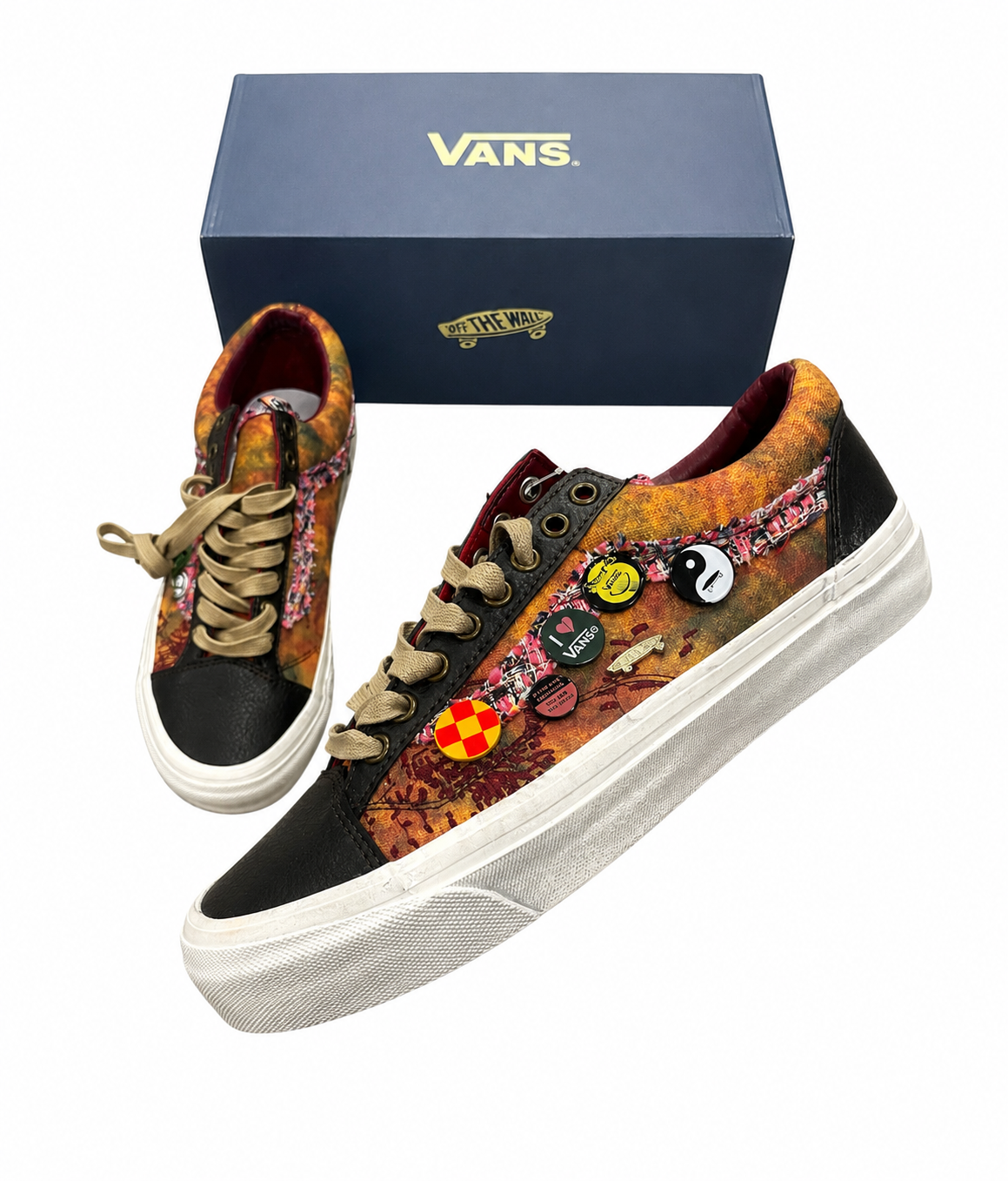 Souvenir shoes