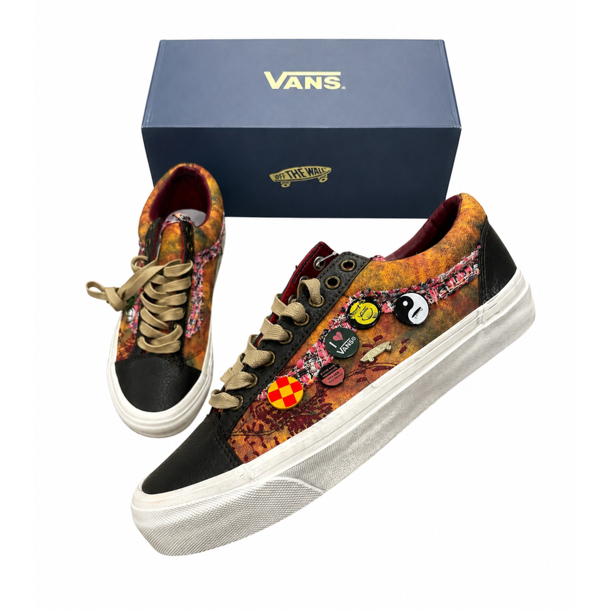 Souvenir shoes